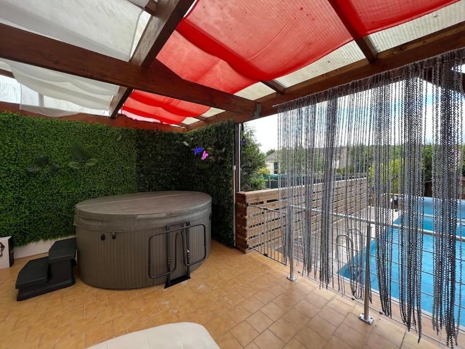 Kings Villa Near Disneyland Reserved Only For Family With Kids Saint-Germain-sur-Morin Экстерьер фото